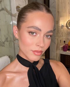 Caroline Kelley - Kelly Tull [2022.02.06].jpg