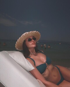 Enjoying life (2).jpg