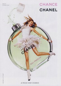 Goude_Chanel_Chance_Fragrance_2009_01.thumb.jpeg.98e0b59e7d9aa52aa506d808193abeda.jpeg