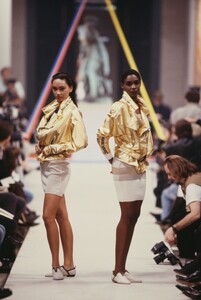 Jean-Charles_de_Castelbajac_SS1989_Roshumba_02.jpg