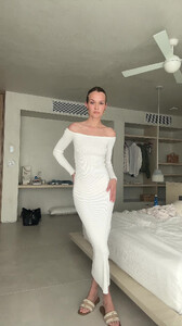 Josephine Skriver - TikTok 65.jpg