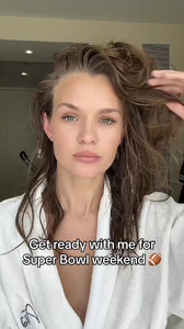 Josephine Skriver - TikTok 67.jpg