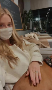 Kate Bock - TikTok 25.jpg