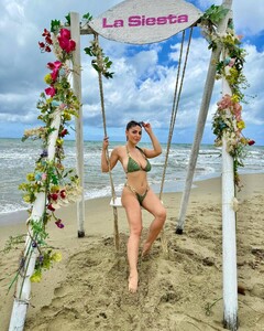 Maddalena_Cabizzosu_in_a_green_bikini_06-23-2024__2_.jpg
