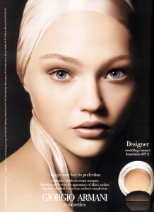 Sasha Pivovarova  7.jpg