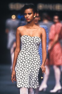 Sonia_Rykiel_SS1989_Anna_05.thumb.jpg.9f6af12ca2b6118735a5469a094af2a4.jpg