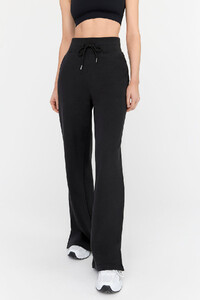 UNBRANDEDSWEATS_WIDELEGJOGGER_BLACK_0177.jpg