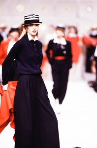 Valentino_SS1989_Daniela_Azzone.jpg