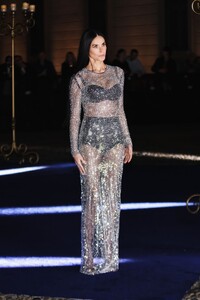 demi-moore-at-dolce-gabbana-40th-anniversary-exhibition-in-milan-04-06-2024-1.jpg