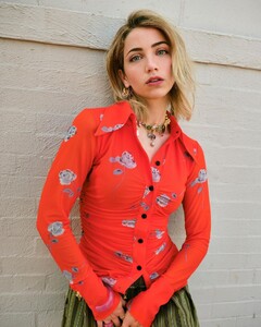 emily-rudd-one-piece-cast-photo-shoot-august-2023-part-iii-1.jpg