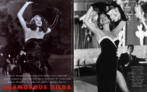 glamorous_01_02.thumb.jpg.3795aad72940754fe0c32bad856baca1.jpg