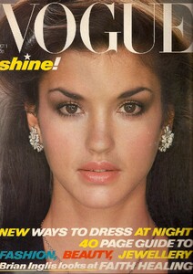 janice-dickinson-by-mike-reinhardt-vogue-uk-october-1978.thumb.jpg.ab97e4e90676c5ab906e1763a9c380a7.jpg