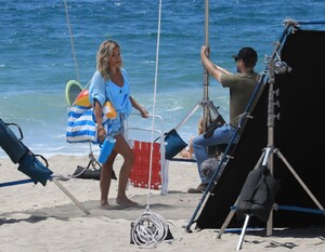 kristin-cavallari-and-tori-spelling-on-torrance-beach-in-south-bay-08-12-2024-7.jpg