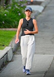 lucy-hale-out-in-los-angeles-07-16-2024-6.jpg