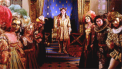 mostheartbreakingmoviescenes01-02.gif.c119c6923159bd469f53425fc76d11dc.gif