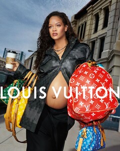 rihanna-lv-mens-campaign-2-649999cb2e5b0.jpg