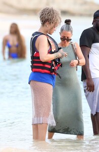 rihanna-on-the-beach-in-barbados-08-06-2024-7.jpg