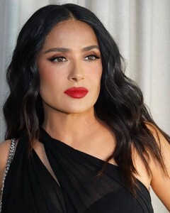 salma-hayek-05-14-2024-0.jpg