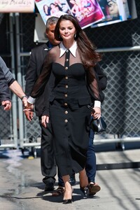 selena-gomez-stuns-in-elegant-versace-arriving-at-jimmy-kimmel-live-in-hollywood-06-26-2024-14.jpg
