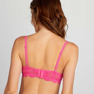 soutien-gorge-corbeille-en-dentelle-avec-boutons-rose-bqx08_1_zc4.jpg