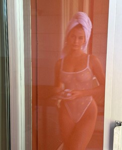 stephmandich_457186671_884524440400786_2921539198477154172_n (4).jpg