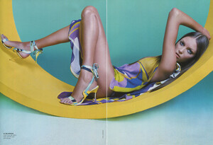 2003-4-Vogue-Australia-AR-3a1.jpg