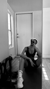 [2024.08.31] carmellarose_3446957697114203932.jpg