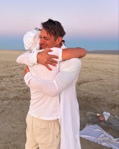 [2024.09.03] kellygale_458171002_18455020090013580_8444207970845134292_n.jpg