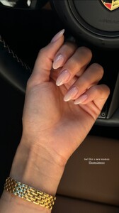 [2024.09.04] kelseymerritt_3449718248419392568.jpg