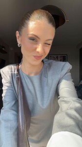 [2024.09.05] carmellarose_3451464161357830220.jpg