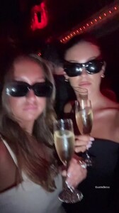 [2024.09.05] carmellarose_sydneyleannee_3450933300027900778.jpg