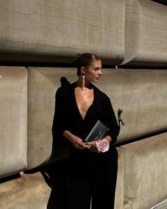 [2024.09.10] carmellarose_458591001_838612511363064_7663312572823818287_n.jpg