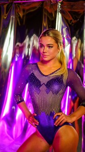 [2024.09.10] livvydunne_2A4943FCE343479163F97097D2646991_video_dashinit.jpg