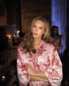 [2024.09.12] idazeile_459248593_18455301739044174_3220918296718288595_n.jpg