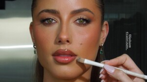 [2024.09.16] scarlett.mayer__tahlia_liapis_makeup_h3458934910319425694.jpg