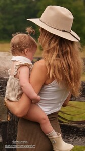 [2024.09.19] katelove_3460080950208776559.jpg