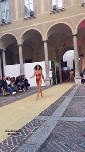 [2024.09.19] laurabarriales_serena.spinucci_3460806066305206110.jpg