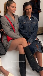 [2024.09.21] carmellarose_elliethumann_3461579441354191268.jpg