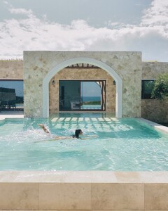 [2024.09.24] helenowen_461159466_1063473172115632_6972135925636437087_n.jpg