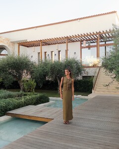 [2024.09.24] helenowen_461240907_1659490058231938_1293064186595669566_n.jpg