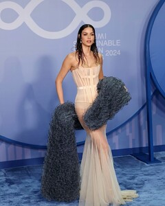 [2024.09.24] sofiaresing_461180759_18461344702031551_5580326090274069053_n.jpg