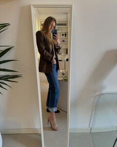 [2024.09.27] barrefaeli_461229917_18463344790041153_6284414518568711681_n.jpg