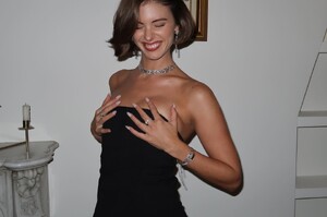 [2024.09.27] carmellarose_461451733_508199445319253_7565043491249035591_n.jpg