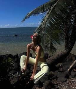 [2024.09.27] lindsaydemyan_461568295_2304976819835413_7475805626196702939_n.jpg