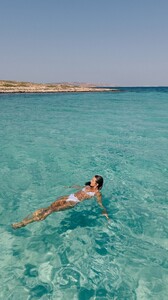 [2024.09.29] helenowen_3467612954017043073.jpg