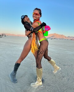 [2024.09.09] kellygale_458988645_18456222988013580_4911937006796731630_n.jpg