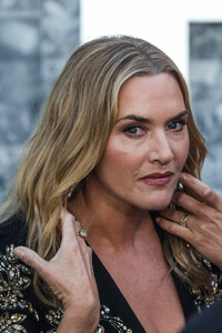 509930439_kate-winslet-lee-021.jpg