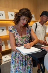 CPHFW_Helena_Christensen_book_launch_94006d4748.thumb.webp.7768c311c4ef4533b0b87d2e70f763ab.webp
