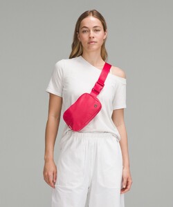 Everywhere Belt Bag with Long Strap 1L (Cherry Mist) LU9BR3S_065610.jpg