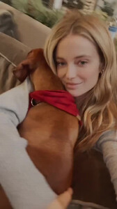 Kate Bock - TikTok 34.jpg